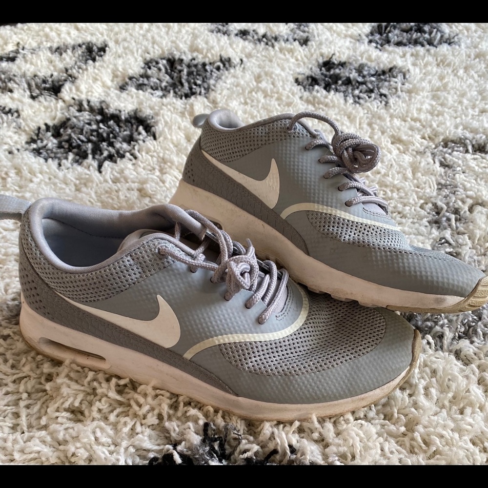 Nike Women’s Air Max Thea